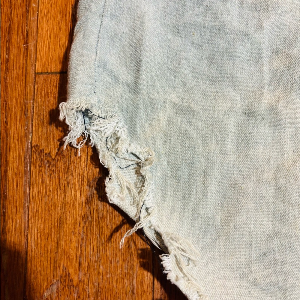 Thrill Light Blue Denim Button Down Shirt Distressed with Patches EUC Size M - Picture 9 of 12